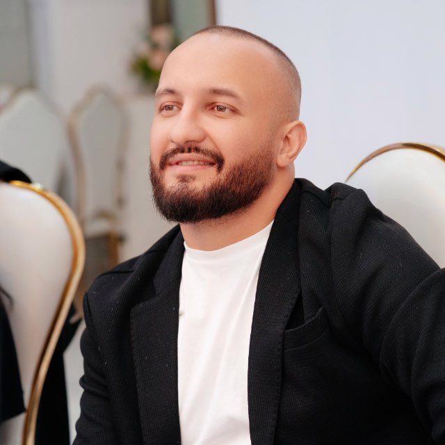 Умид Мохомоджанов